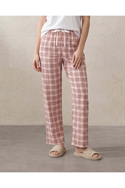 REDTAG بنطلون بيجاما نسائي وردي اللون نقشة مربعات