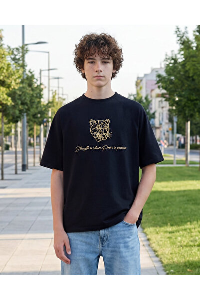 REDTAG تيشيرت كبير الحجم مطرّز وجه نمر أسود