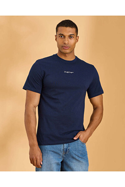 REDTAG تي شيرت رجالي مطبوع باللون الأزرق البحري