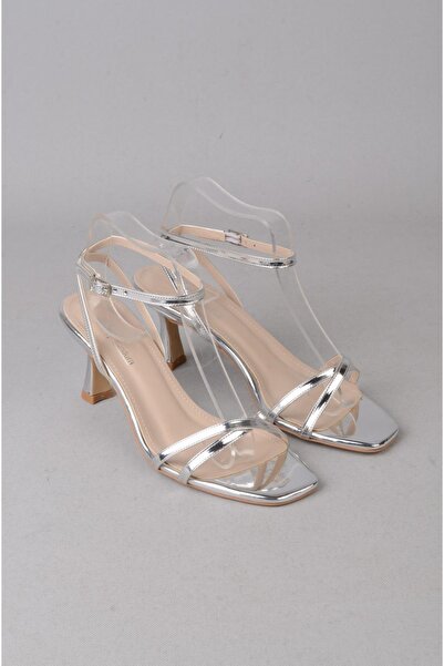 SEÇ KUNDURA SEÇ 220 ΒΡΑΔΙΝΑ ΠΑΠΟΥΤΣΙΑ ΜΕ ΤΑΙΝΙΑ (Ύψος Τακουνιού: 7,5 εκ.) ΑΣΗΜΙ