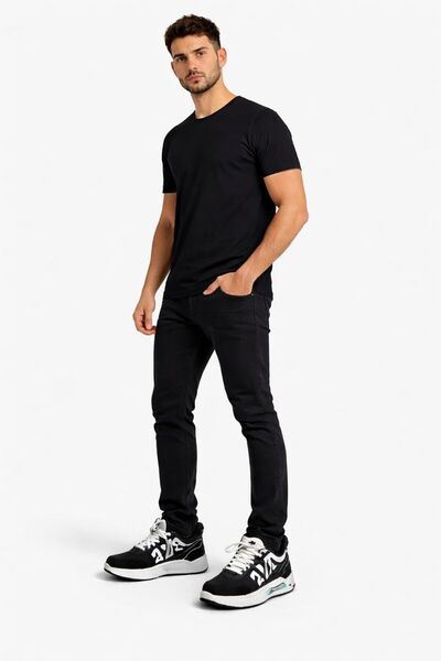 Line سنيكرز رجالي A23 – ستايل عصري بلمسة جريئة