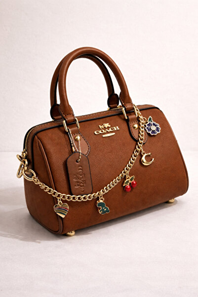 BARAQA Shoulder and handbag with all accessories, high quality