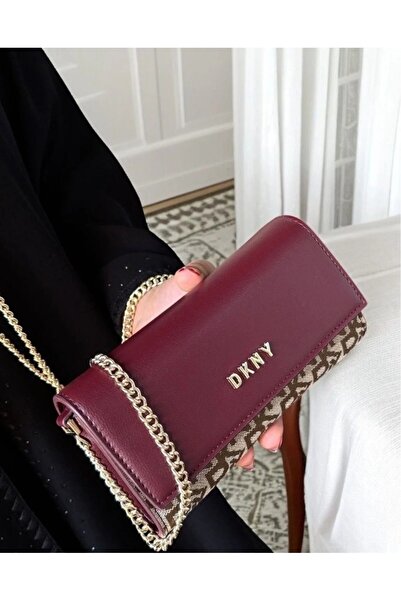 Generic A women's Bag with an elegant pattern and gold accents, an ideal choi...