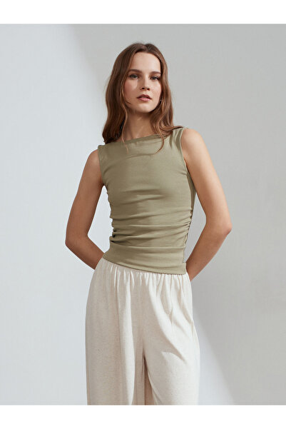 Dilvin 31589 Gathered Boat Neck Top-Çağla