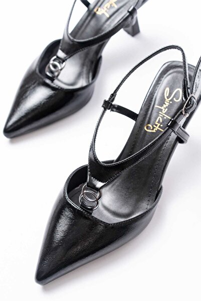 simplicity Aura Black Crinkled Patent Leather Buckle Detailed Heeled Shoes