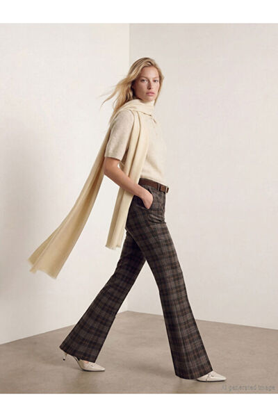 LC Waikiki Timeless Clothing & Zamansız Seçimler Beli Kemerli Kareli İşlemeli...