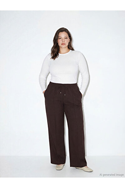 LC Waikiki بنطلون نسائي واسع الساق مع حزام خصر من UZG STORE