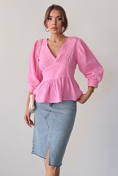 bacc Pink V-Neck Lace Detailed Linen Blouse