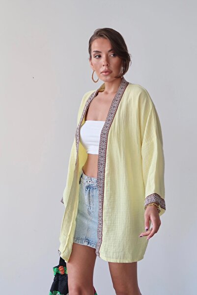 bacc Yellow Embroidered Detailed Linen Kimono