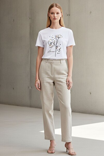 Kübra Tekstil Γυναικείο μπλουζάκι με στάμπα λευκών λουλουδιών – Βαμβακερό καθ...