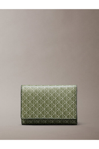 Calvin Klein حامل بطاقات إيمبلم تريفولد للسيدات