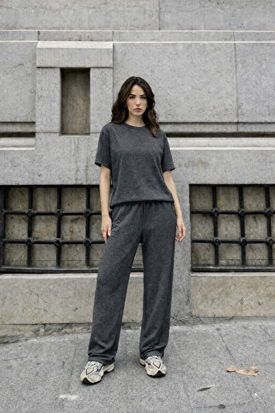 YAKAMEL Women's 2 Yarn Oversize High Waist Comfortable Cut Loose Leg Short Sl...