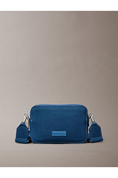 Calvin Klein Kadın Webbing Strap Canvas Camera Omuz Çantası