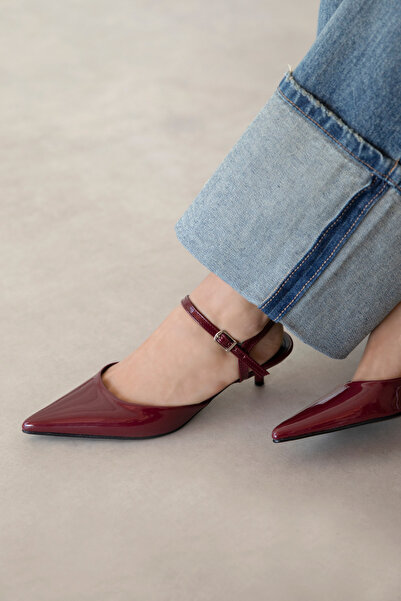 STRASWANS Melvin Women's Heeled Patent Leather Shoes Burgundy