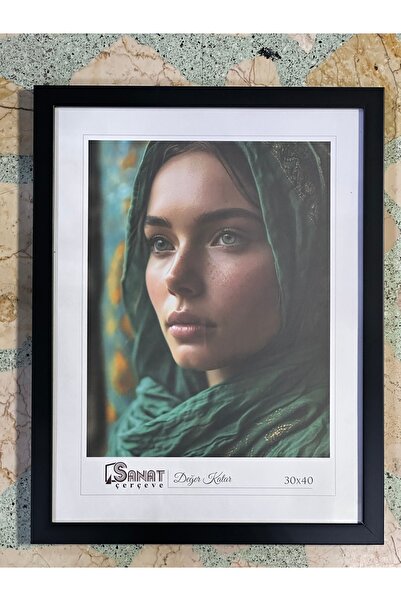 SANAT ÇERÇEVE BAL AJANS 30x40 Camlı Siyah Çerçeve – Modern & Şık Tasarım