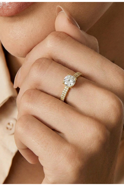 Çelikoğlu Kuyumculuk 14 AYAR ALTIN TEK TAŞ TAŞLI YÜZÜK 1,65 GR