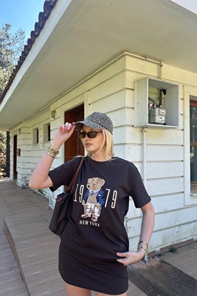 lizge giyim Crew Neck Bear Embroidered T-Shirt