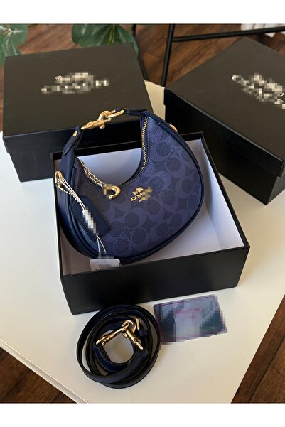 Generic Handbag and shoulder bag, high quality material, with accessories