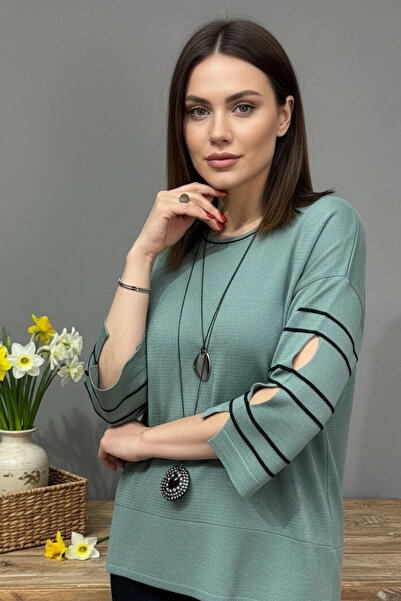 Bİ.GİYSEN Women's Green Crew Neck Top and Skirt with Slits, Lycra, Soft Textu...