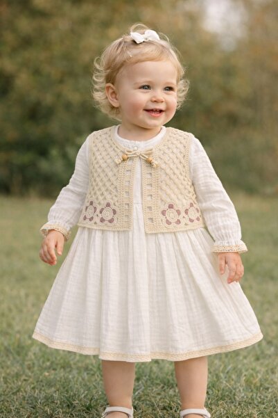 Pure Boutique Елегантна бяла рокля от муселин за момиче с плетен Елек в бохо ...