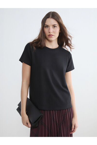 LC Waikiki Γυναικείο μπλουζάκι Özmarka New Season με λαιμόκοψη Crew και απαλή...