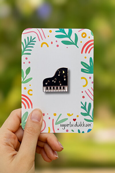 uğurlu dükkan Notalı Piyano Rozeti