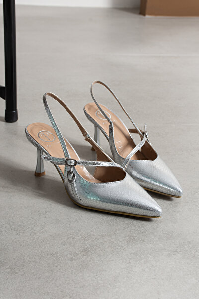 Pazzyonez Women's Silver Gray Arya Buckle Detailed Pointed Toe Elastic Band C...