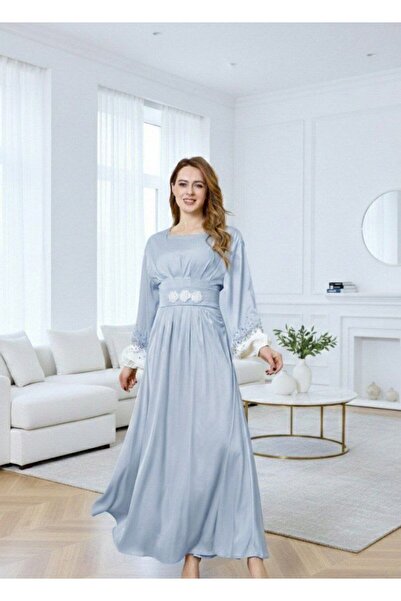 alqarat فستان صيفي "نسمة" - أناقة مزينة بالزهور دانتيل