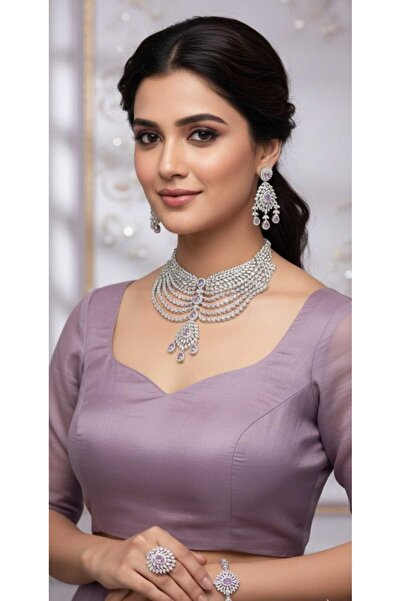 Arjwan Accessories A stunning women's jewelry accessory set