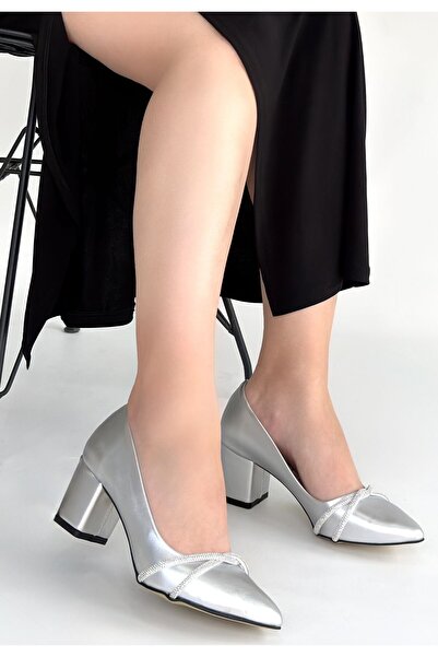 Lisinya Zenta Gray Leather Heeled Shoes - Tygoo