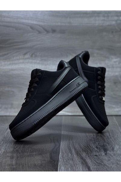 NiLi Unisex walking and Sneakers suitable for every outfit.