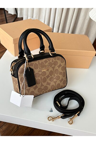 Ropi An alternative to international brands: an elegant Clutch Bag with luxur...