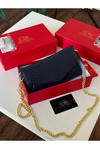 Generic A stylish and modern women's Shoulder Bag .