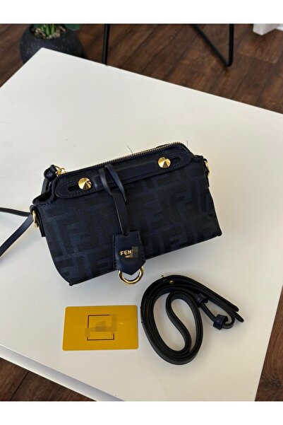 Generic حقيبة يد و كتف خامه عاليه مع الملحقات بدون علبه