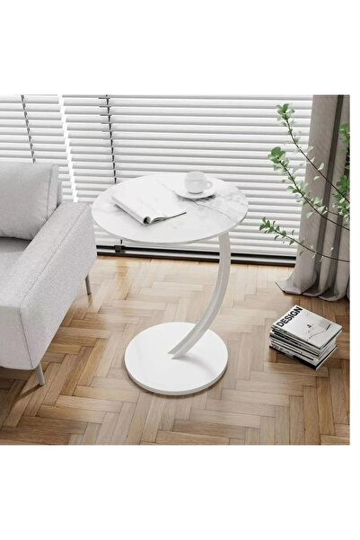 co arma Modern coffee table | C-shaped side table with a wooden top