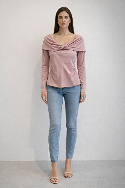 AYHAN Bronch Detailed Modal Blouse