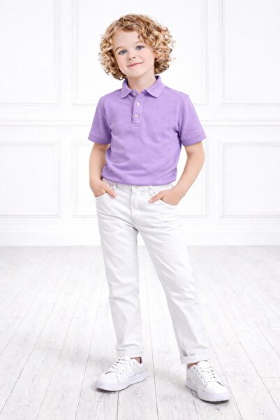 BAGİSTA BUTİK Pantaloni albi pentru bărbați, cu mânecă scurtă și guler polo.