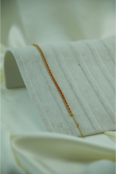 Çelik Kırmızı İp Detaylı Bileklik