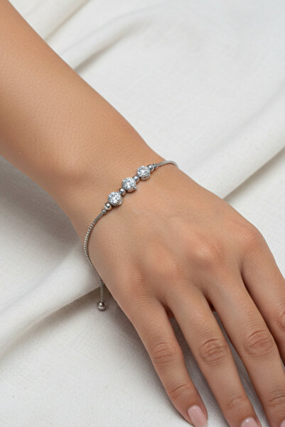 takimaster Silver Color Triple Zircon Stone Adjustable Lift Bracelet