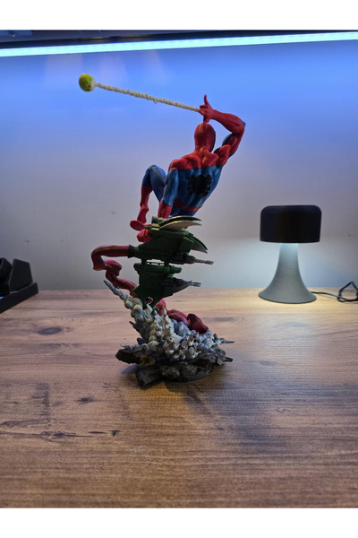 Pilovestik Örümcek Adam Green Goblin Sahnesi 25 cm - Özel El Boyaması Koleksiyon Figür