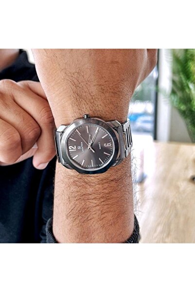 Cotier Men's casual steel watch in gray