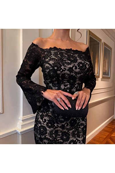 revan Boutique A Lace dress, according to its elegance