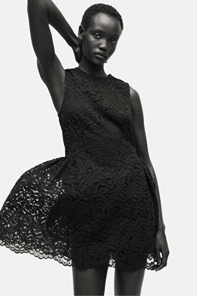 H&M Flared-skirt lace dress