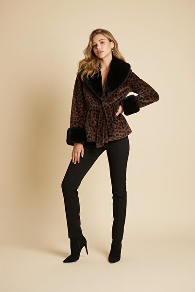 ressam Kaşe Kaban Leopar