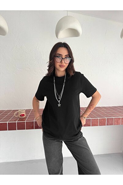PIOVE Tricou de bază cu mânecă scurtă și pandantiv – Negru Core