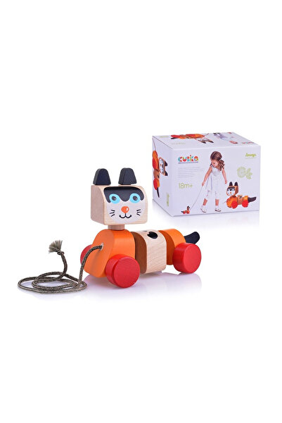 Generic Cubeca - A Cat Who Walks Distances