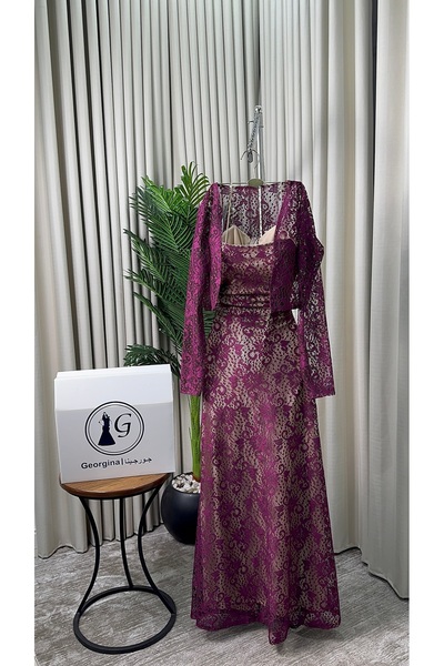 Olivia Lace evening dress