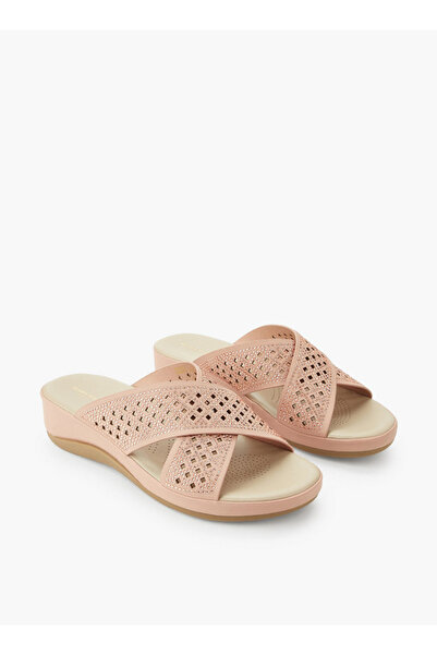 Flora Bella by Shoexpress Women Flatform Heel Cross Strap Sandals