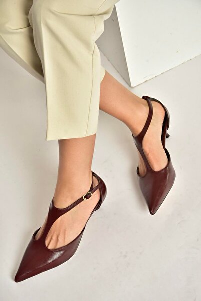 Fox Shoes Y480569960 Pantofi de damă, burgundy, rustic, cu toc subțire și vâr...