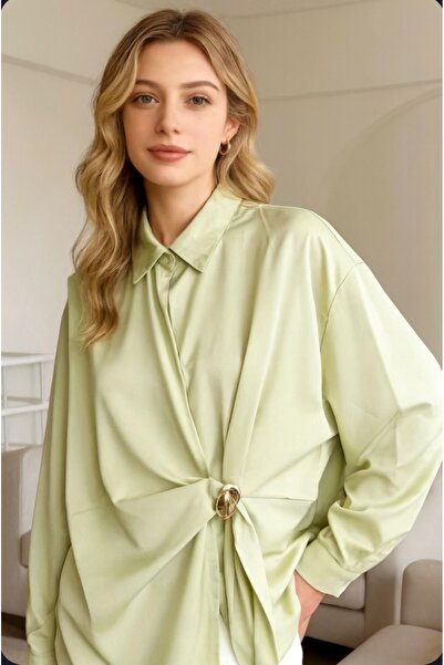 Divin store Green shirt-blouse with front knot and gold accessory